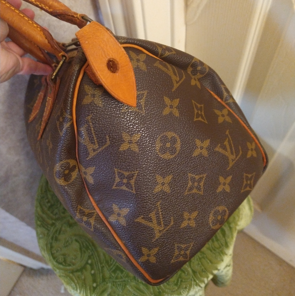 Louis Vuitton Speedy 25 Monogram - Picture 8 of 15